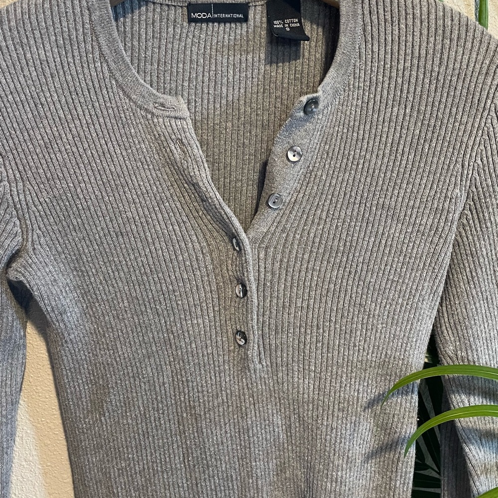 ❌SOLD!❌ Y2K 90s VTG Ribbed Button Down Grey Crop Top size Small - Picture 3 of 8